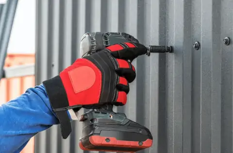 Travaux de zinguerie - Neuvillalais